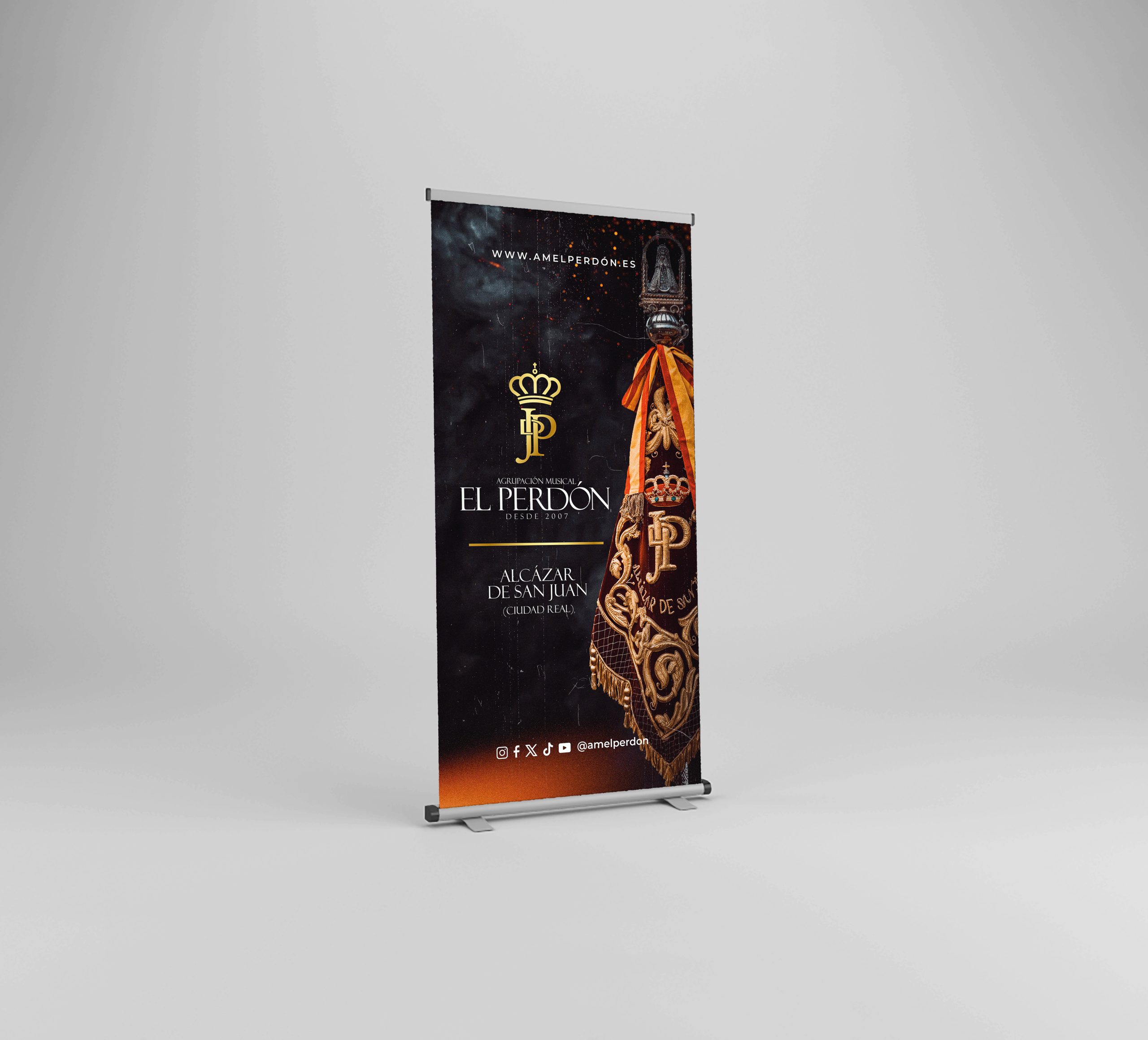 Roll up diseñado por Ikonox Marketing Digital para la agrupación musical "El Perdón" de Alcázar de San Juan, con un diseño único que refleja su identidad y música.
